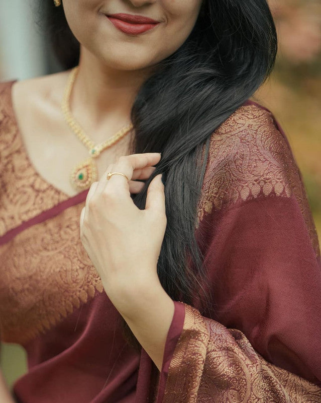 NOZ2TOZ Women Banarasi Silk Woven Saree With Blouse Piece - Maroon | Swadesiicart