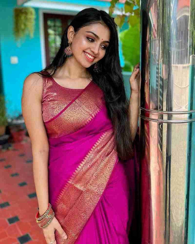 NOZ2TOZ Women Banarasi Silk Woven Saree With Blouse Piece - Pink | Swadesiicart