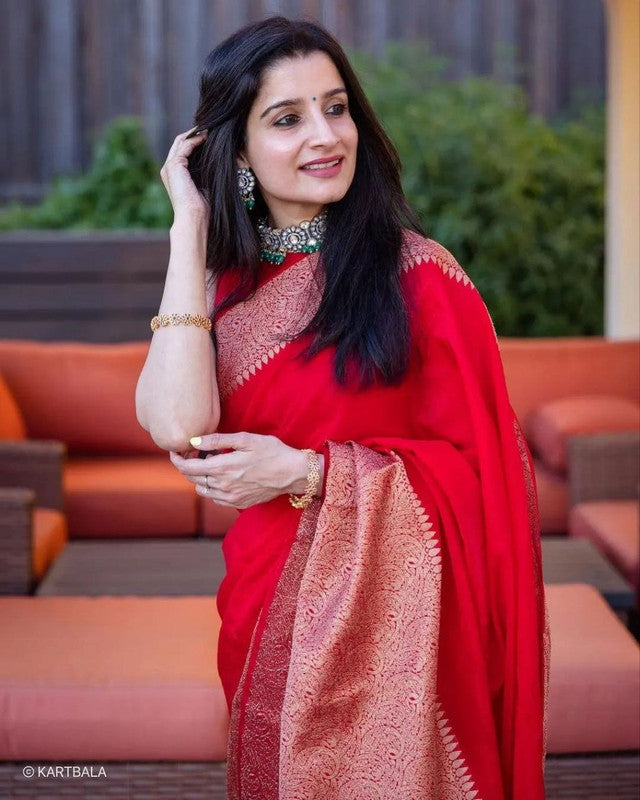 NOZ2TOZ Women Banarasi Silk Woven Saree With Blouse Piece - Red | Swadesiicart