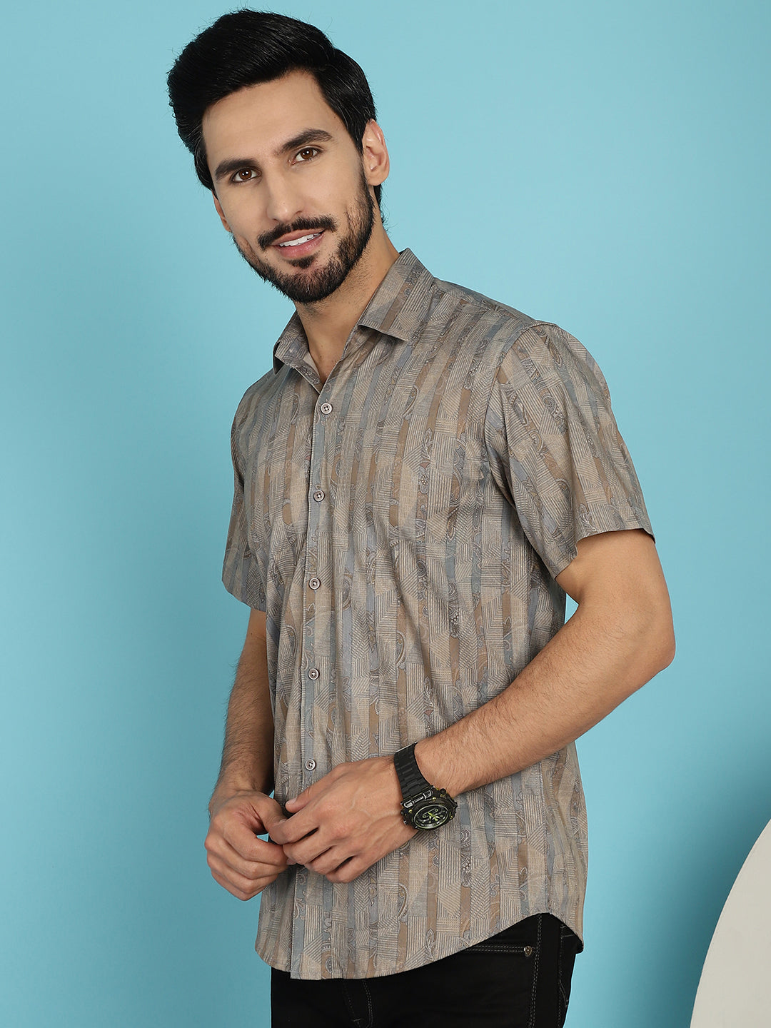 Indian Needle Men's Floral Printed Casual Shirt - Beige | Swadesiicart