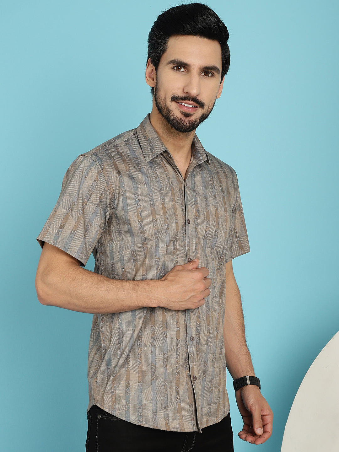 Indian Needle Men's Floral Printed Casual Shirt - Beige | Swadesiicart