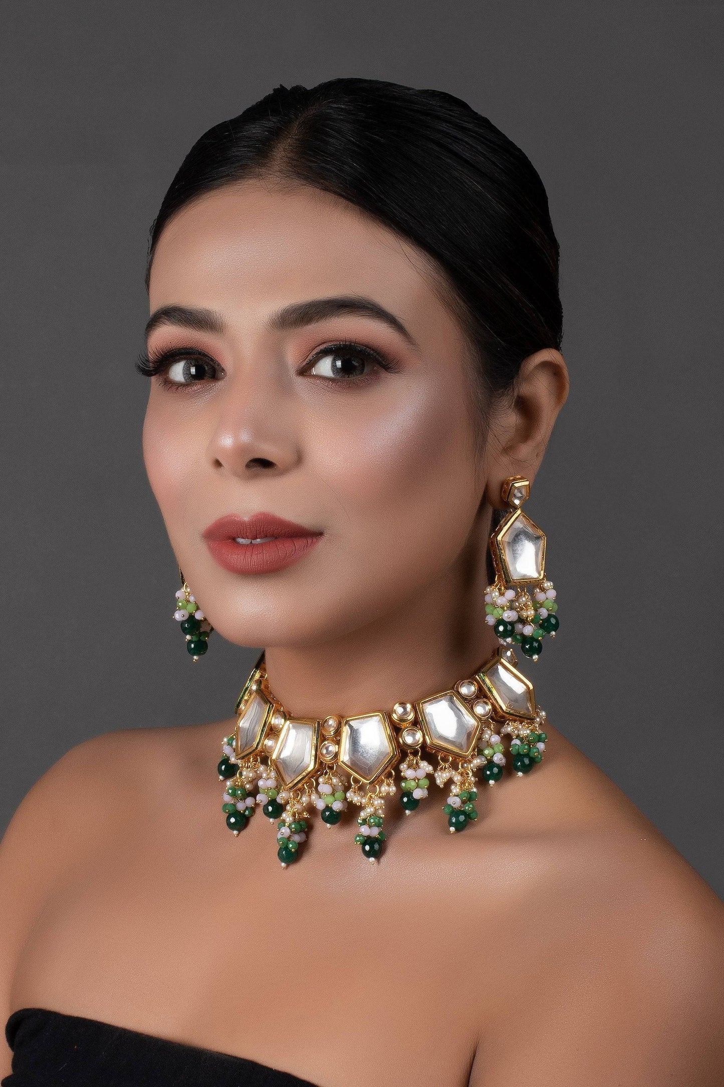 Peryl Women's Green Gold Toned Handcrafted Kundan Necklace Set - Swadesiicart