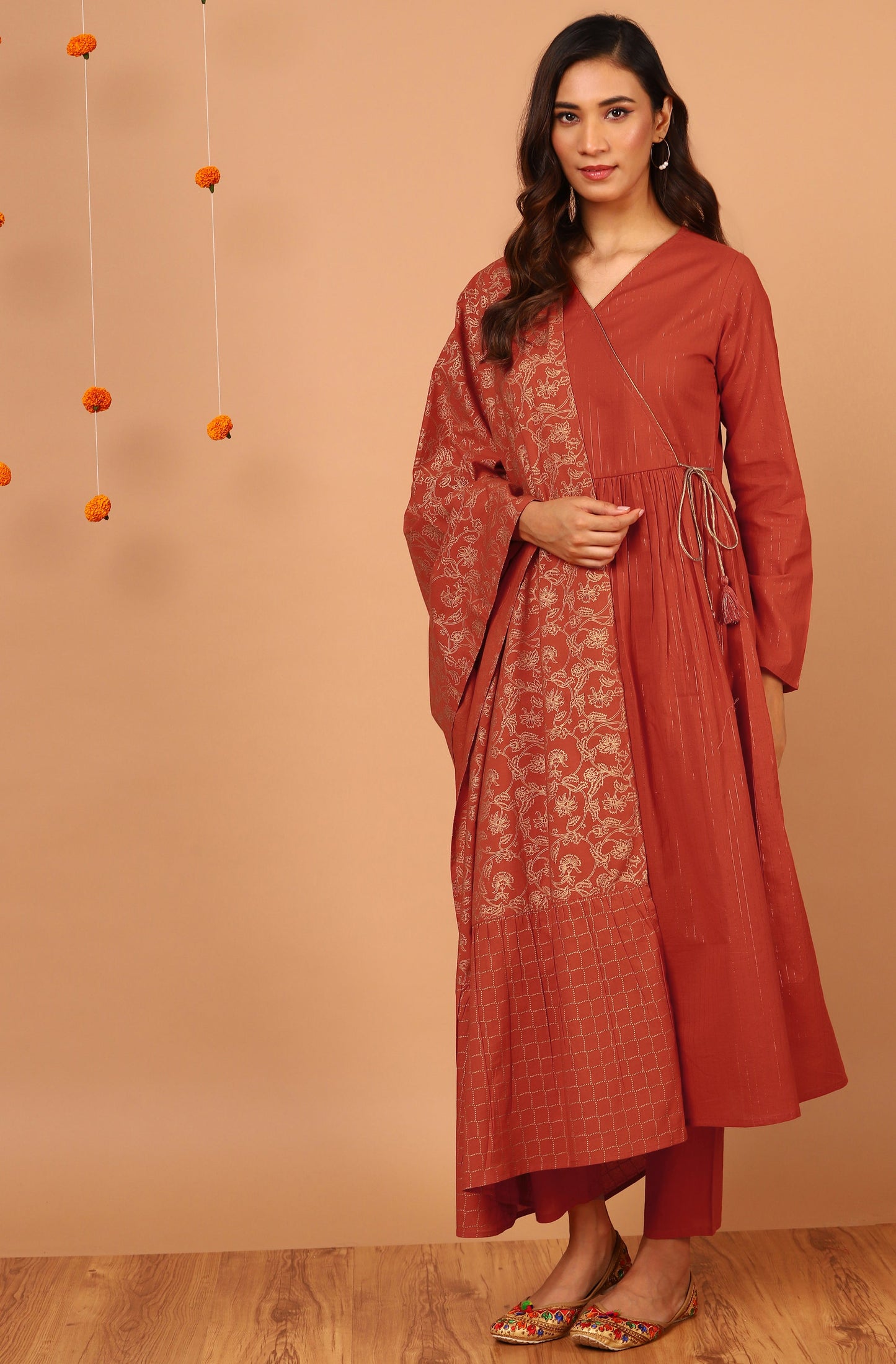 Janasya Women's Orange Cotton Striped Kurta With Pant And Dupatta | Swadesiicart