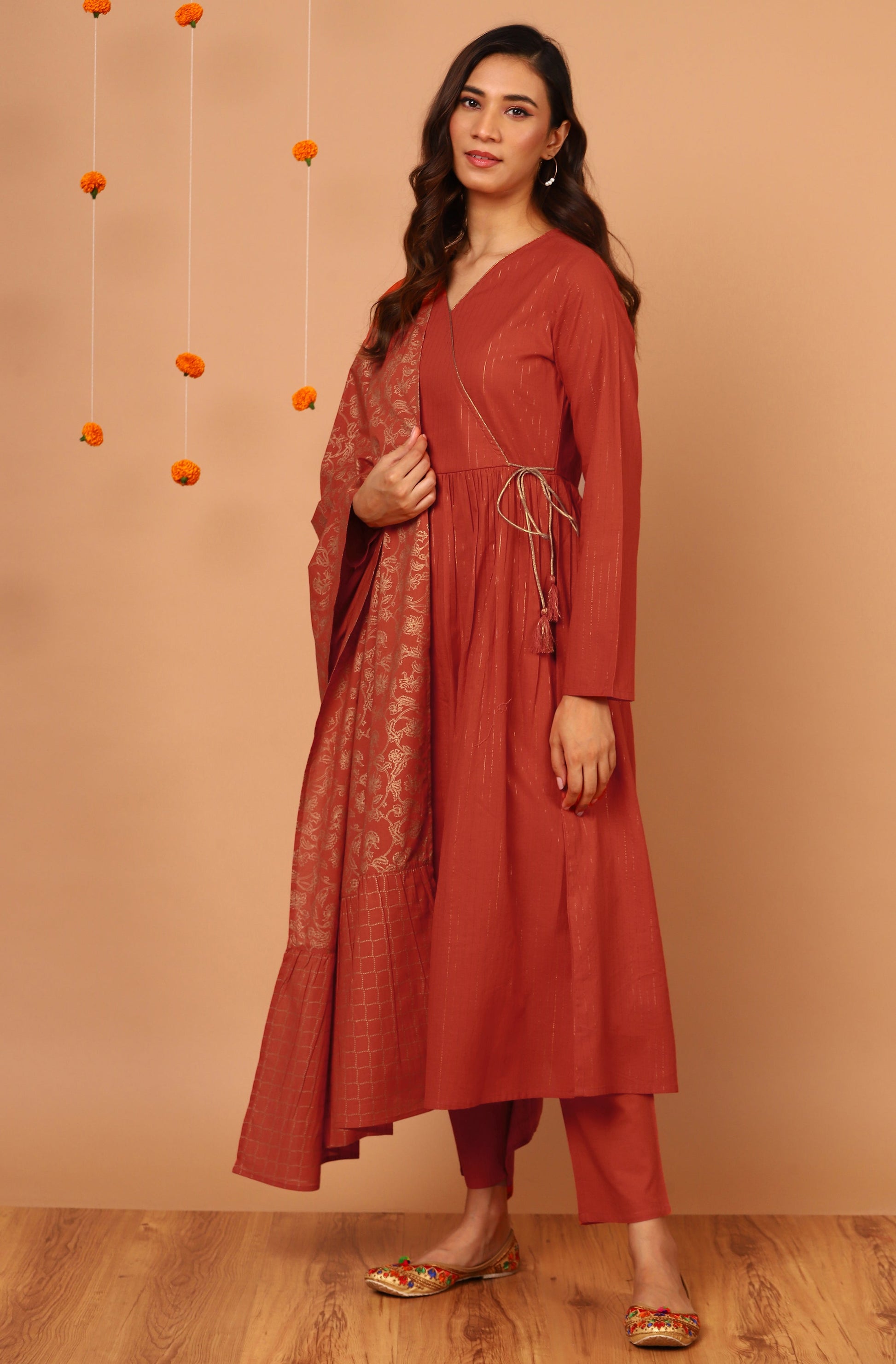 Janasya Women's Orange Cotton Striped Kurta With Pant And Dupatta | Swadesiicart