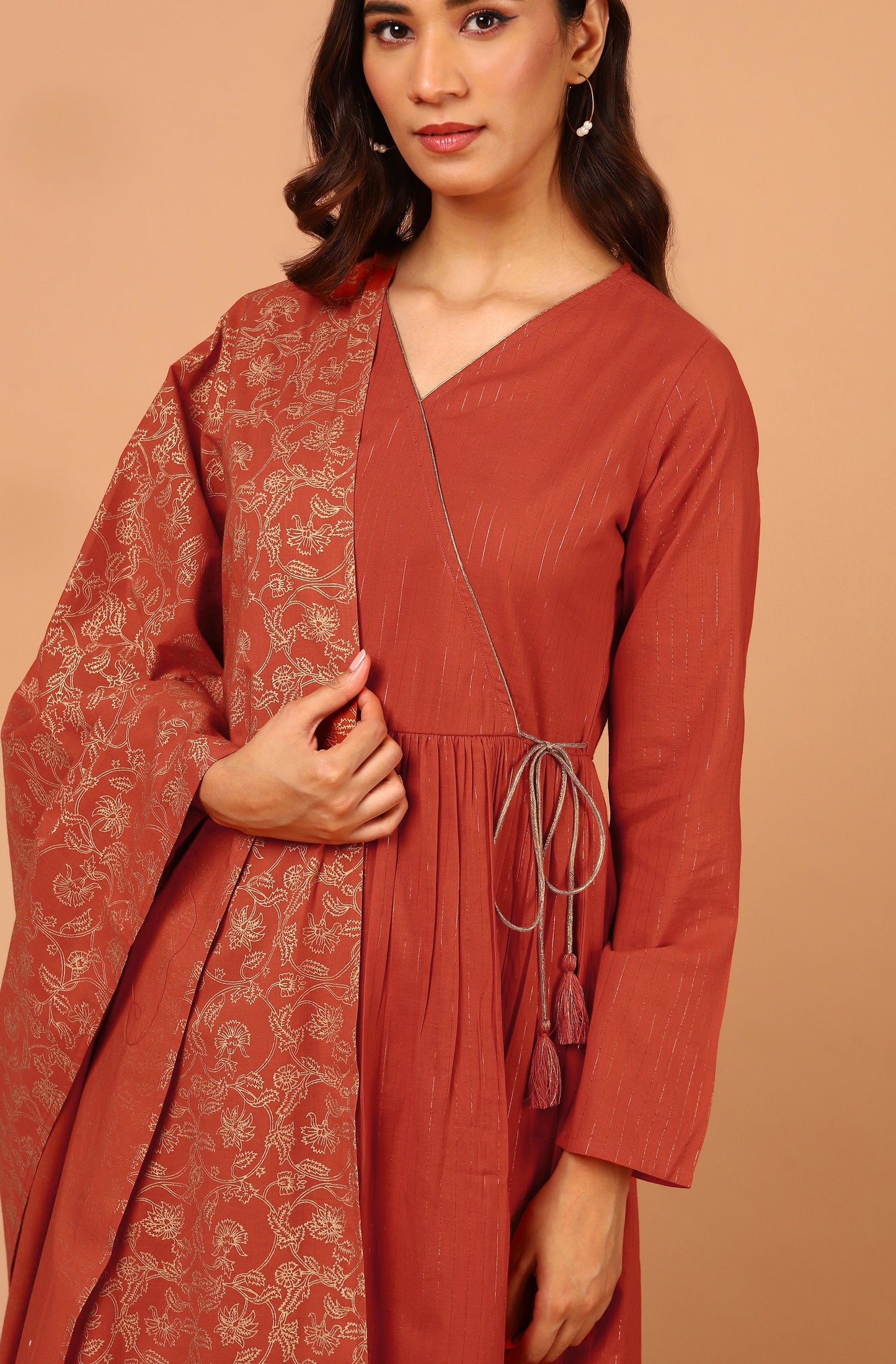 Janasya Women's Orange Cotton Striped Kurta With Pant And Dupatta | Swadesiicart
