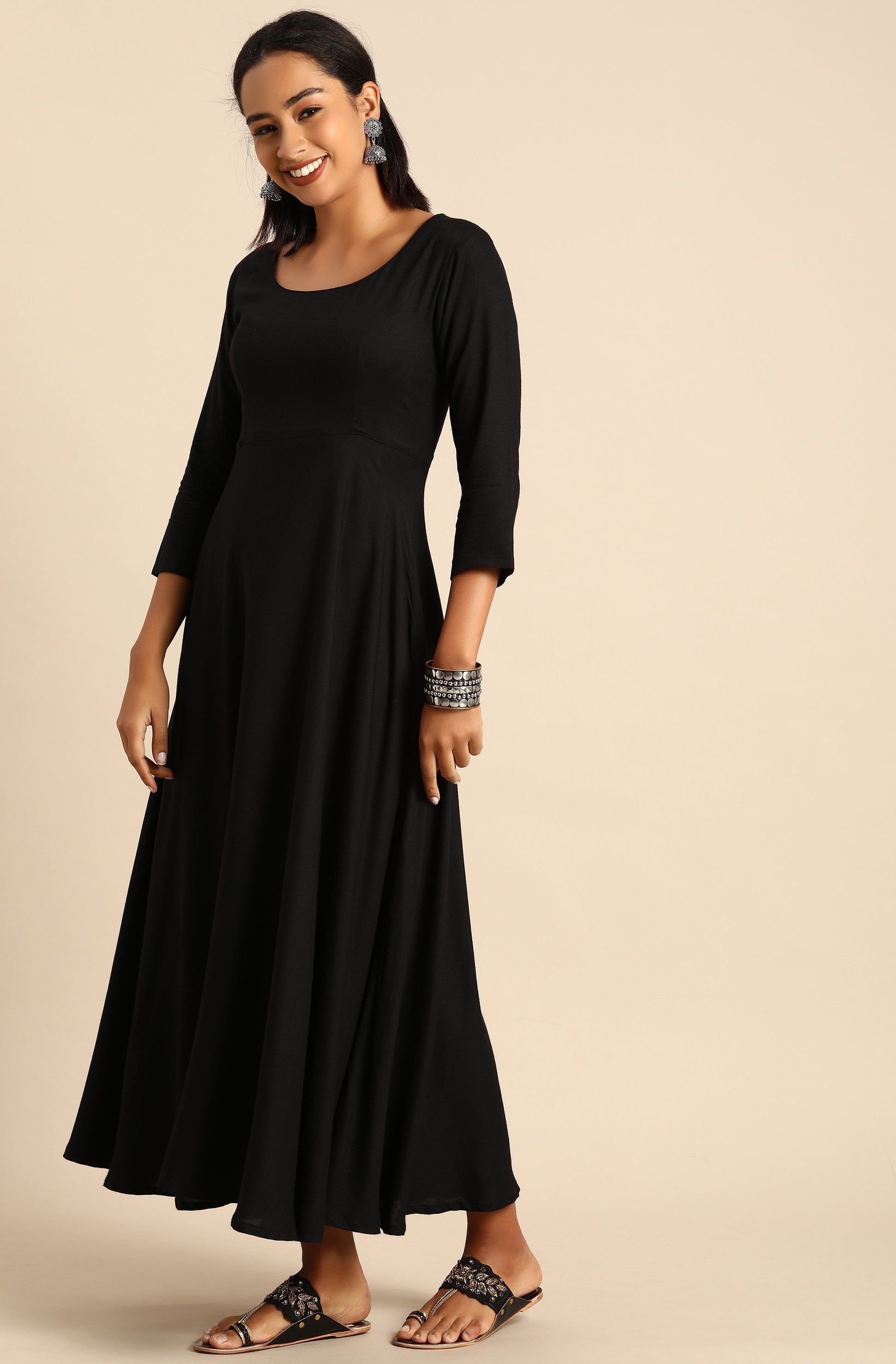 Janasya Women's Black Rayon Solid Kurta With Dupatta | Swadesiicart