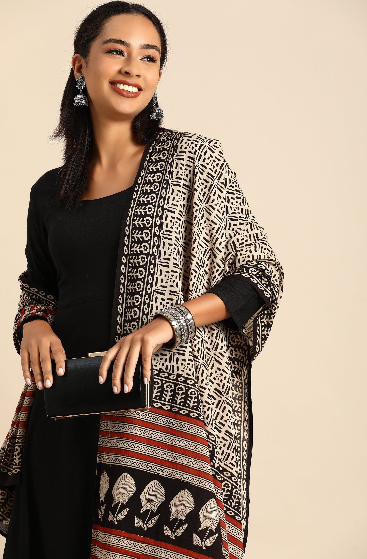 Janasya Women's Black Rayon Solid Kurta With Dupatta | Swadesiicart