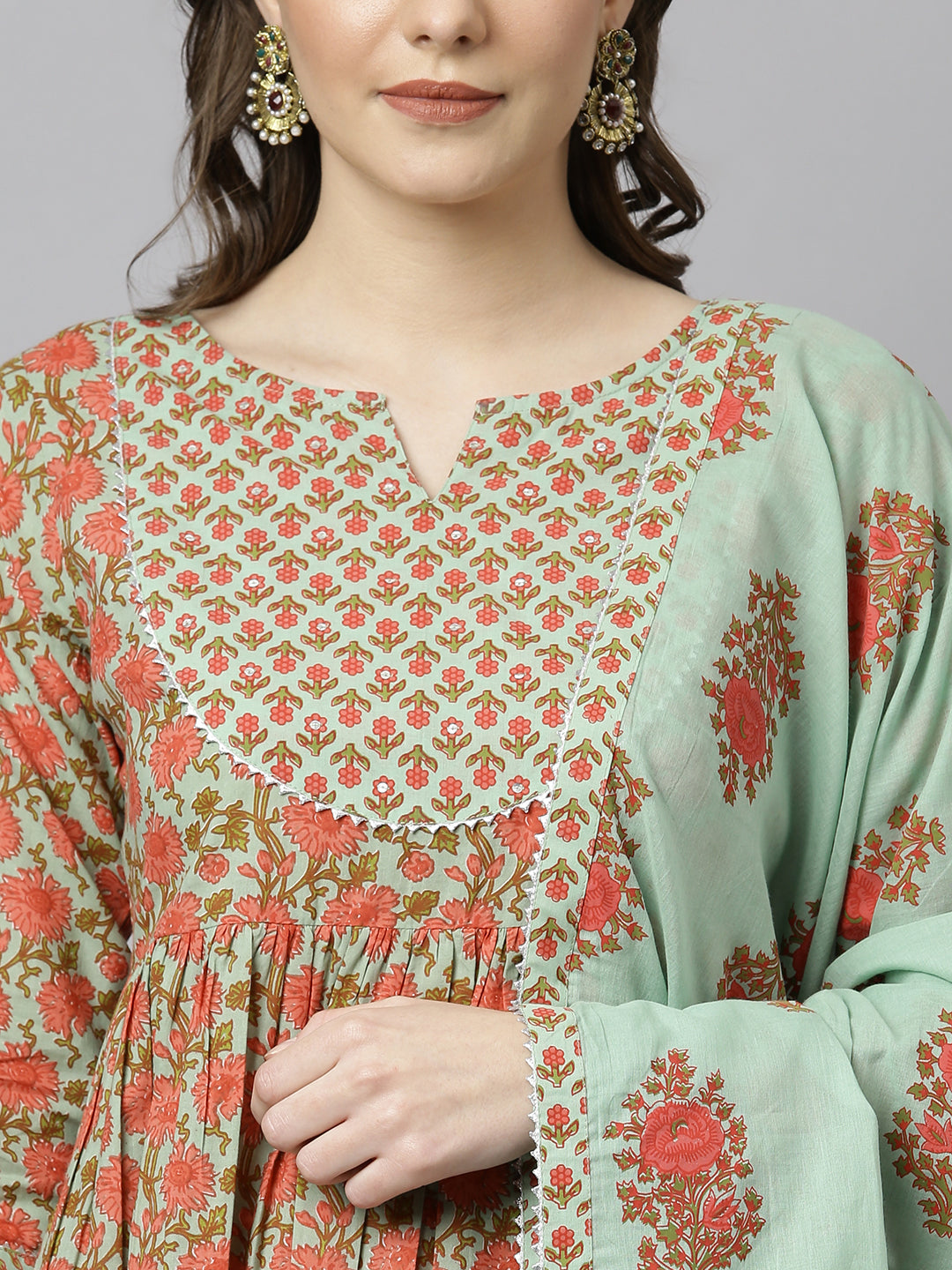 Janasya Women's Light Green Cotton Floral Print Kurta With Palazzo And Dupatta | Swadesiicart