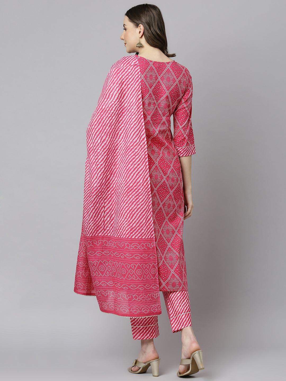 Janasya Women's Pink Cotton Bandhani Kurta With Pant And Dupatta | Swadesiicart