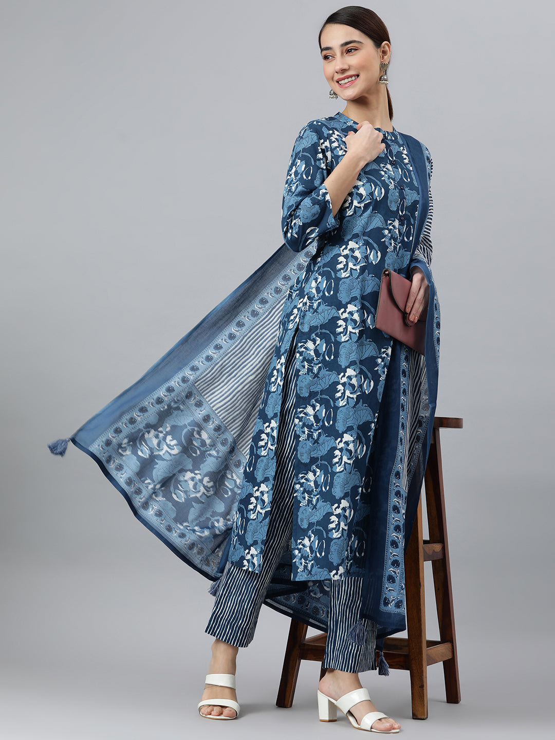 Janasya Women's Blue Cotton Block Print Kurta With Pant And Dupatta | Swadesiicart