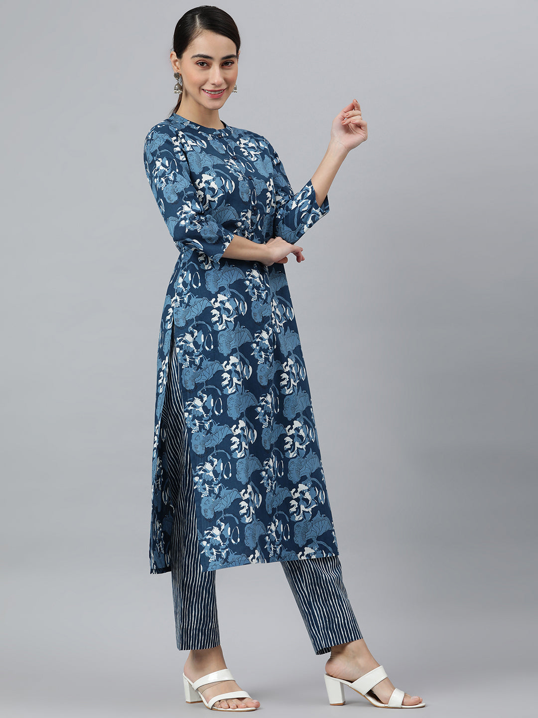 Janasya Women's Blue Cotton Block Print Kurta With Pant And Dupatta | Swadesiicart