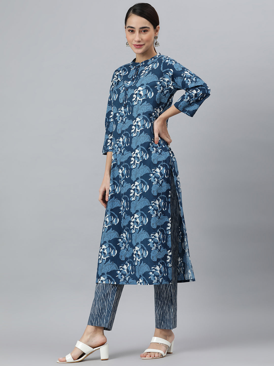 Janasya Women's Blue Cotton Block Print Kurta With Pant And Dupatta | Swadesiicart