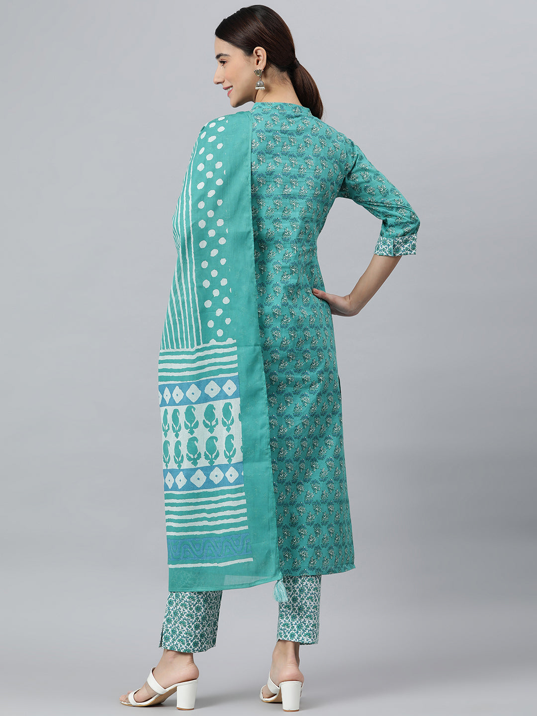 Janasya Women's Sea Green Cotton Block Print Kurta With Pant And Dupatta | Swadesiicart