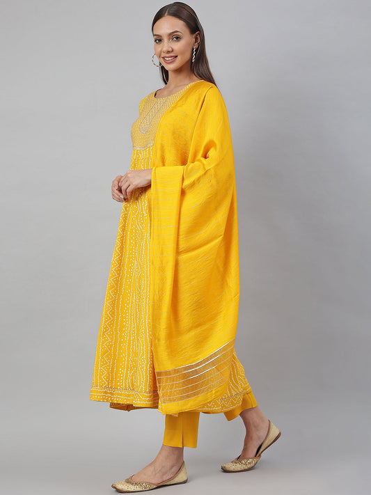 Janasya Women's Yellow Cotton Bandhej Kurta With Pant And Dupatta | Swadesiicart
