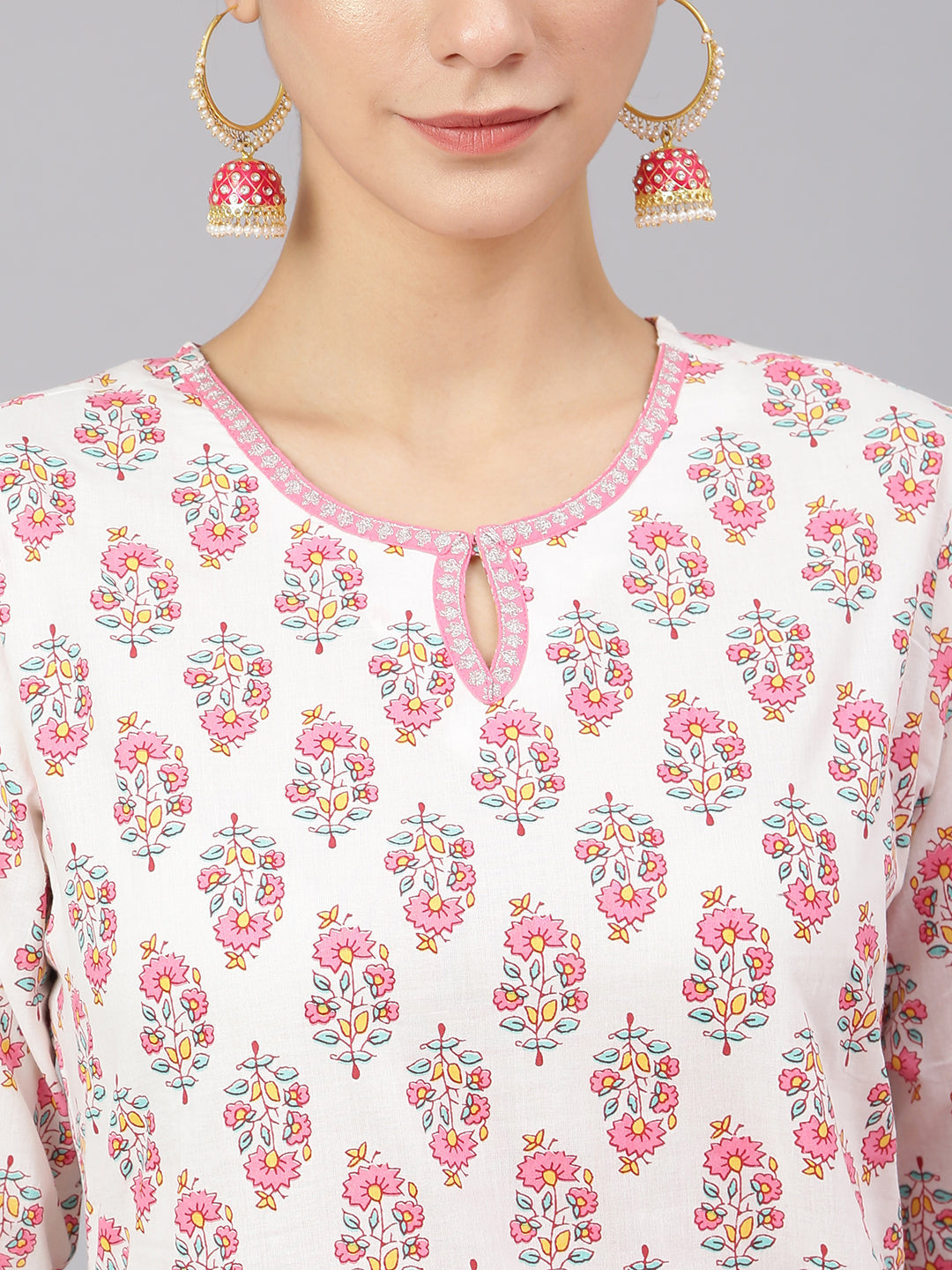 Janasya Women's Off White Cotton Floral Print Kurta With Pant And Dupatta | Swadesiicart