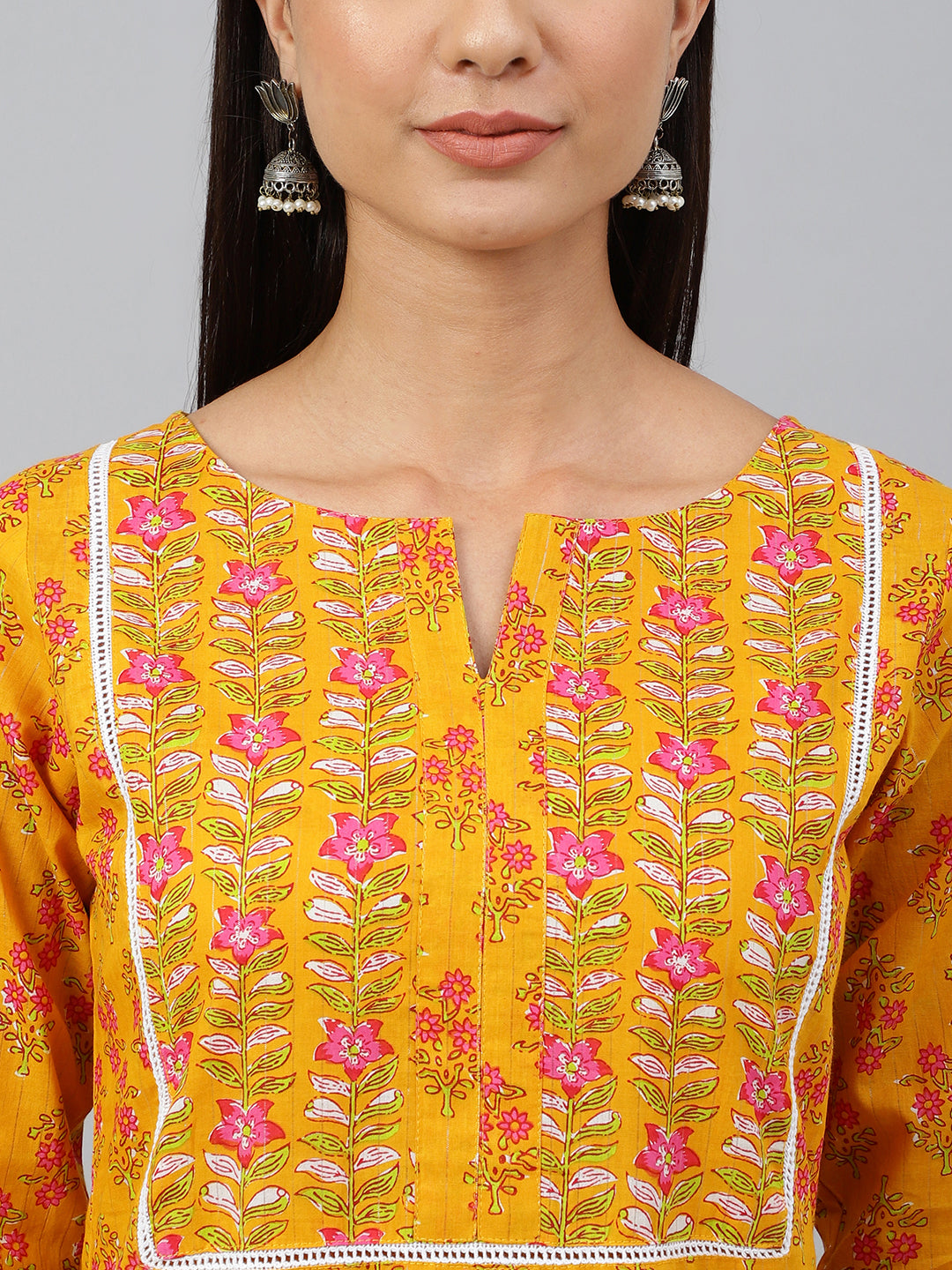 Janasya Women's Mustard Cotton Floral Print Kurta With Pant | Swadesiicart