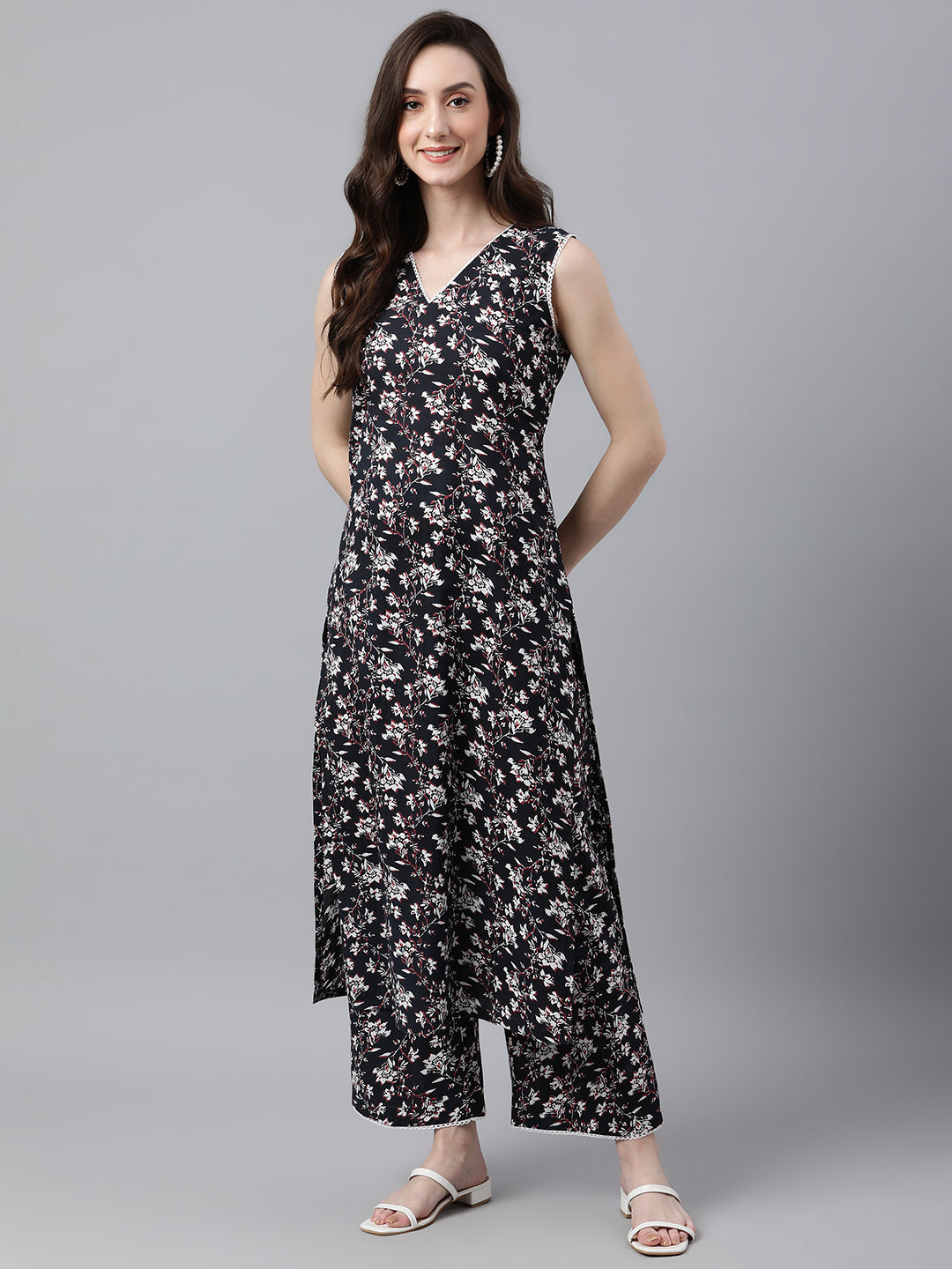 Indian Clothing Janasya Women's Black Cotton Floral Printed Straight Casual Kurta Set - Swadesiicart