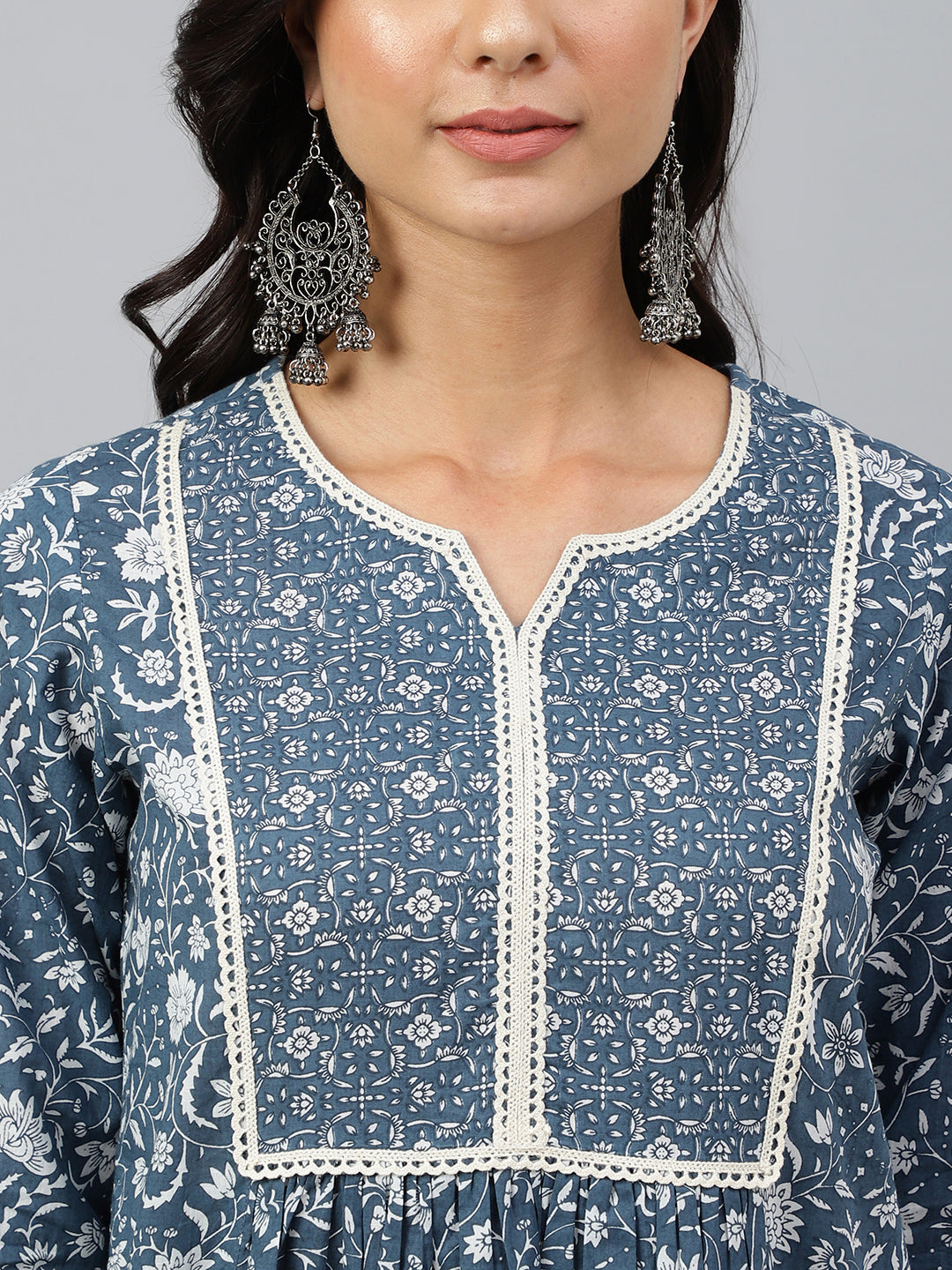 Janasya Women's Grey Cotton Floral Print Kurta With Palazzo | Swadesiicart