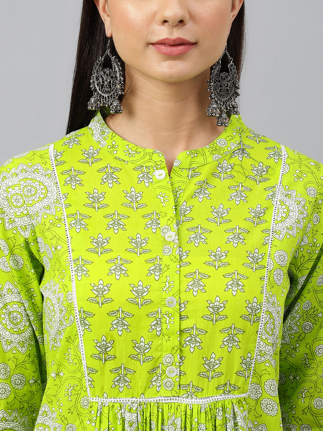 Janasya Women's Light Green Cotton Block Print Kurta With Pant | Swadesiicart