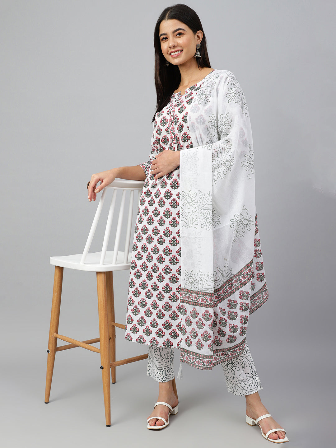 Janasya Women's White Cotton Floral Block Print Kurta With Pant And Dupatta | Swadesiicart
