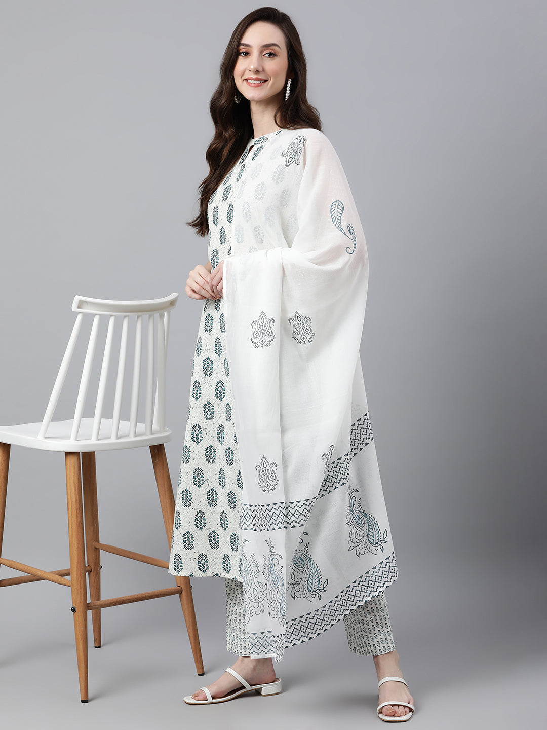 Janasya Women's White Cotton Floral Print Kurta With Pant And Dupatta | Swadesiicart