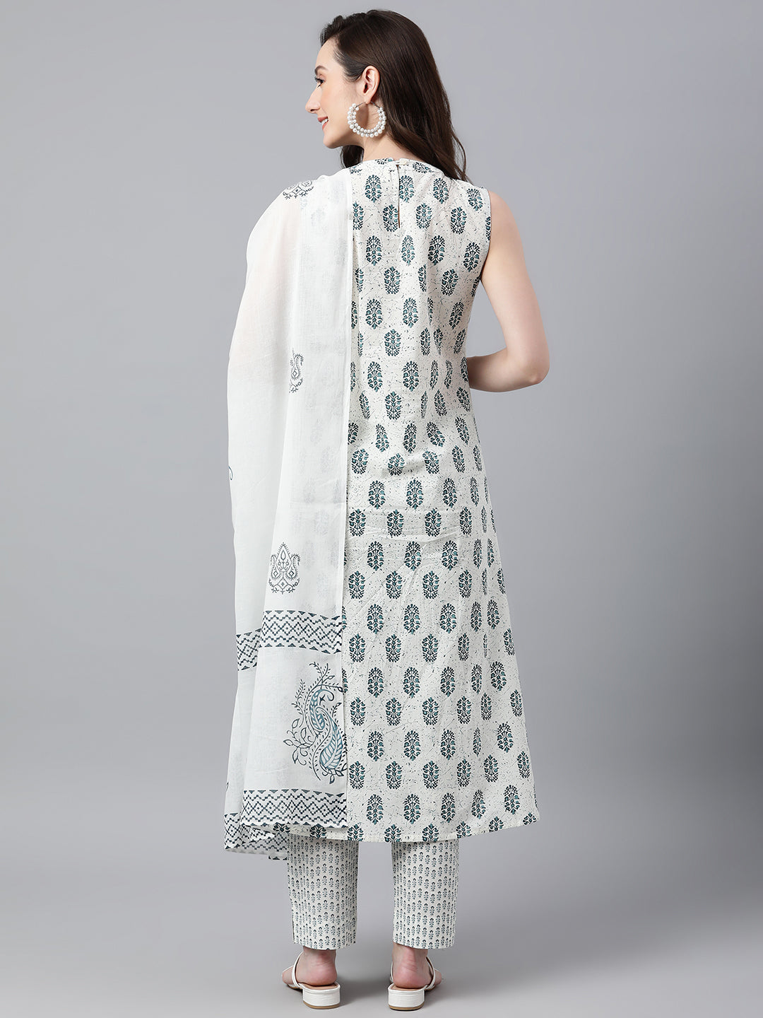 Janasya Women's White Cotton Floral Print Kurta With Pant And Dupatta | Swadesiicart