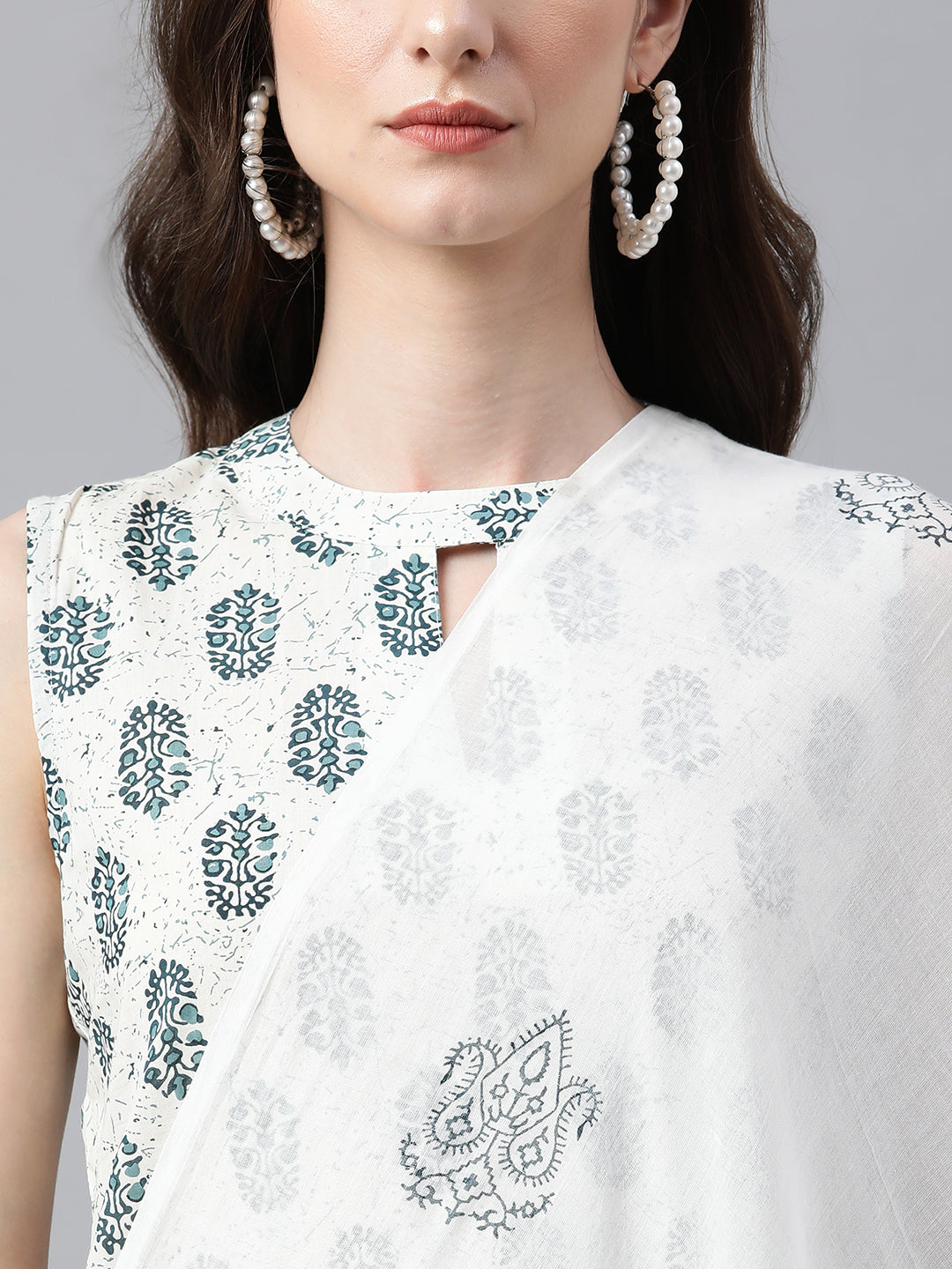 Janasya Women's White Cotton Floral Print Kurta With Pant And Dupatta | Swadesiicart