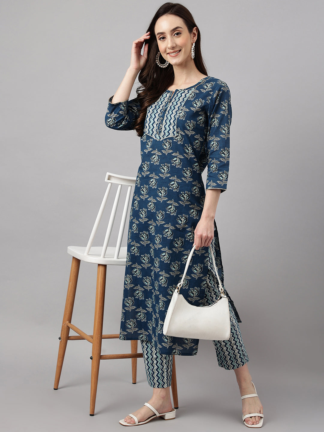 Janasya Women's Blue Cotton Floral Printed Straight Casual Kurta Set | Swadesiicart