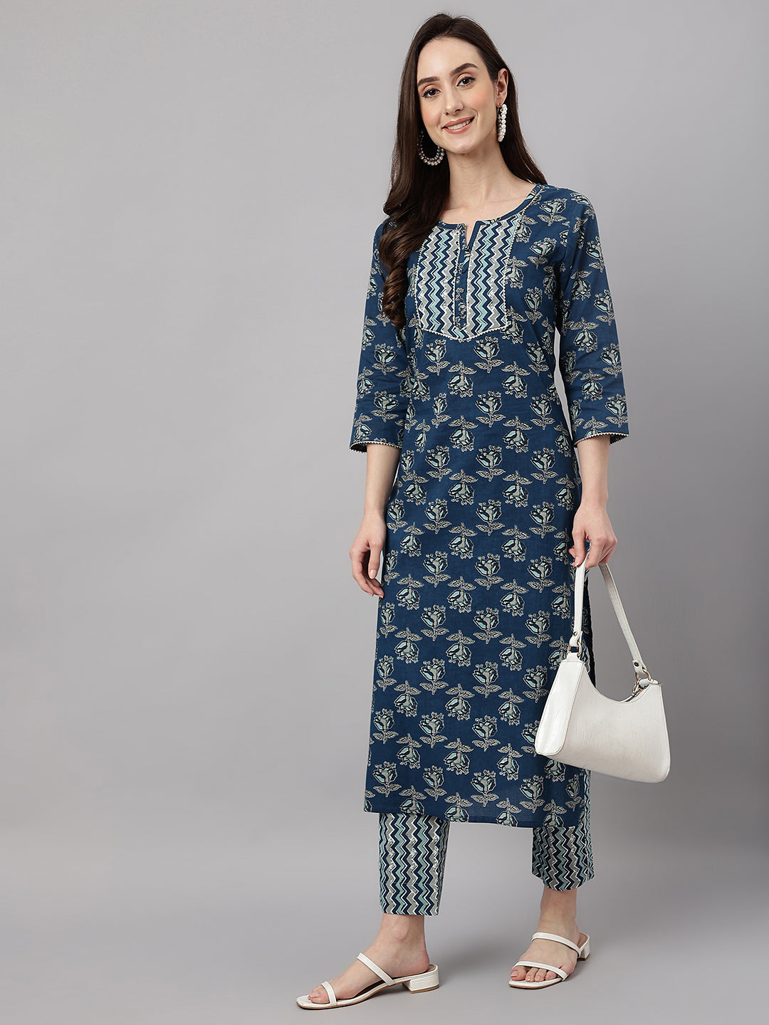 Janasya Women's Blue Cotton Floral Printed Straight Casual Kurta Set | Swadesiicart