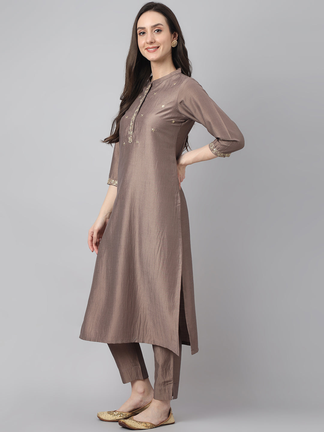 Janasya Women's Brown Chinon Solid Straight Festive Kurta Set | Swadesiicart