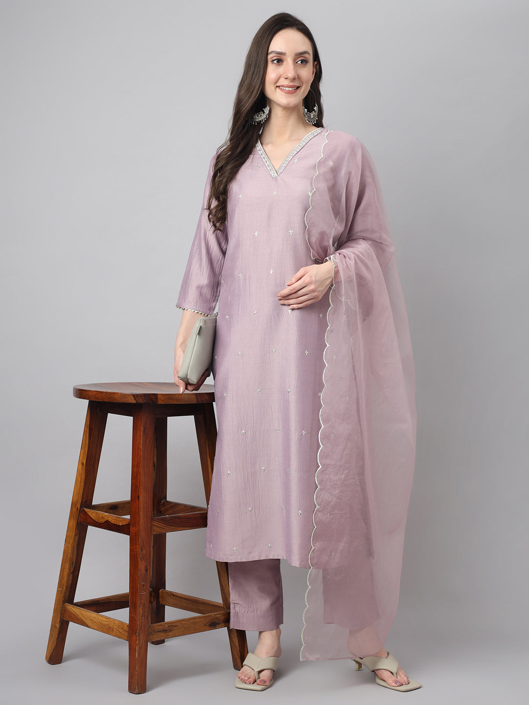 Janasya Women's Lavender Chinon Solid Straight Festive Kurta Set | Swadesiicart