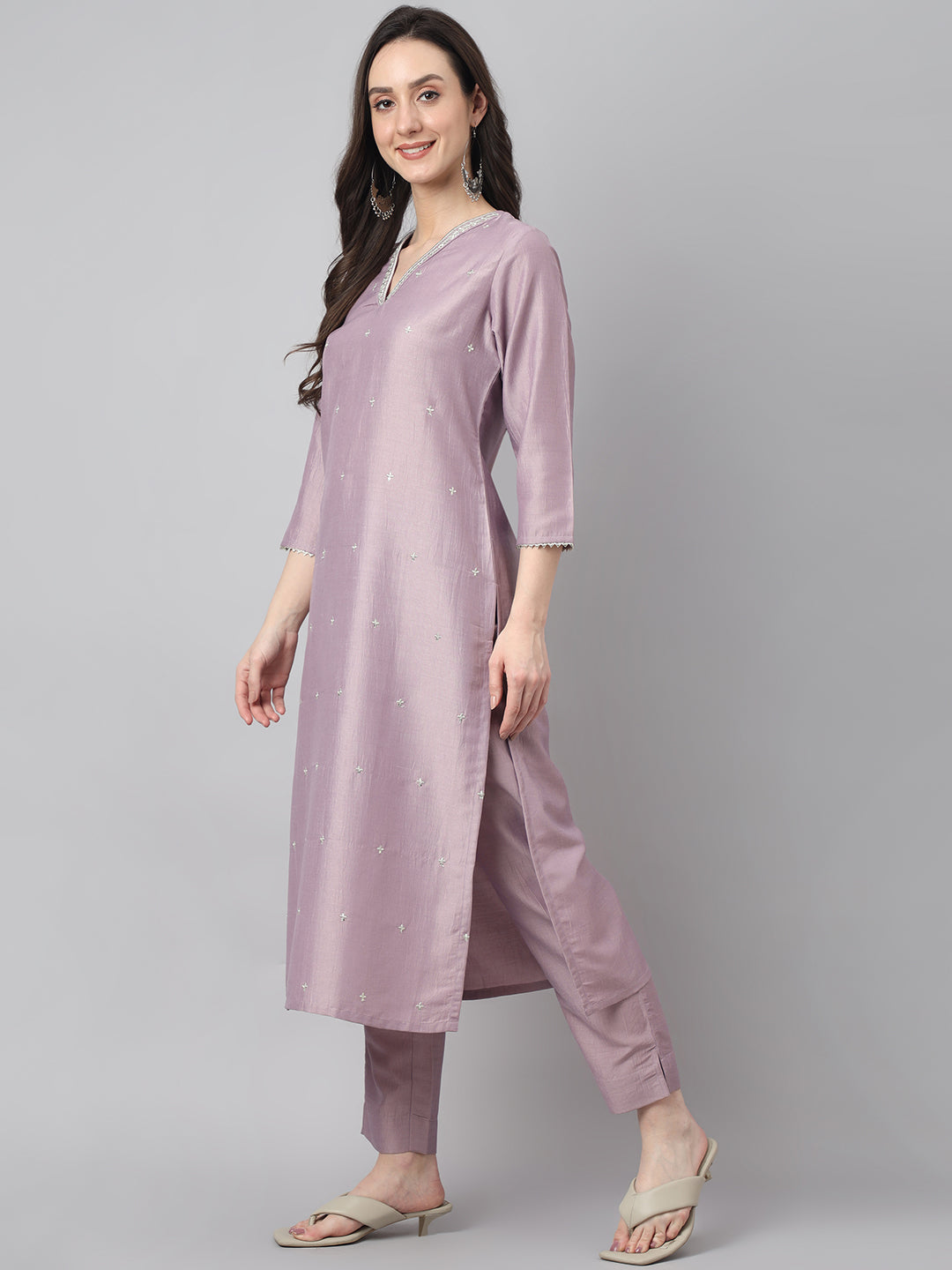 Janasya Women's Lavender Chinon Solid Straight Festive Kurta Set | Swadesiicart
