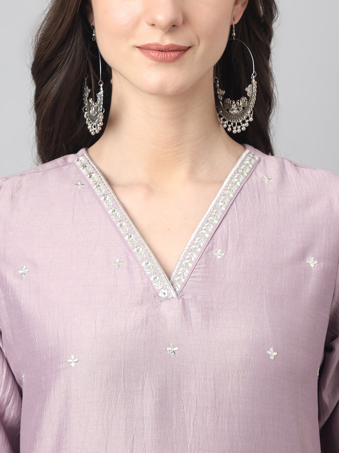 Janasya Women's Lavender Chinon Solid Straight Festive Kurta Set | Swadesiicart