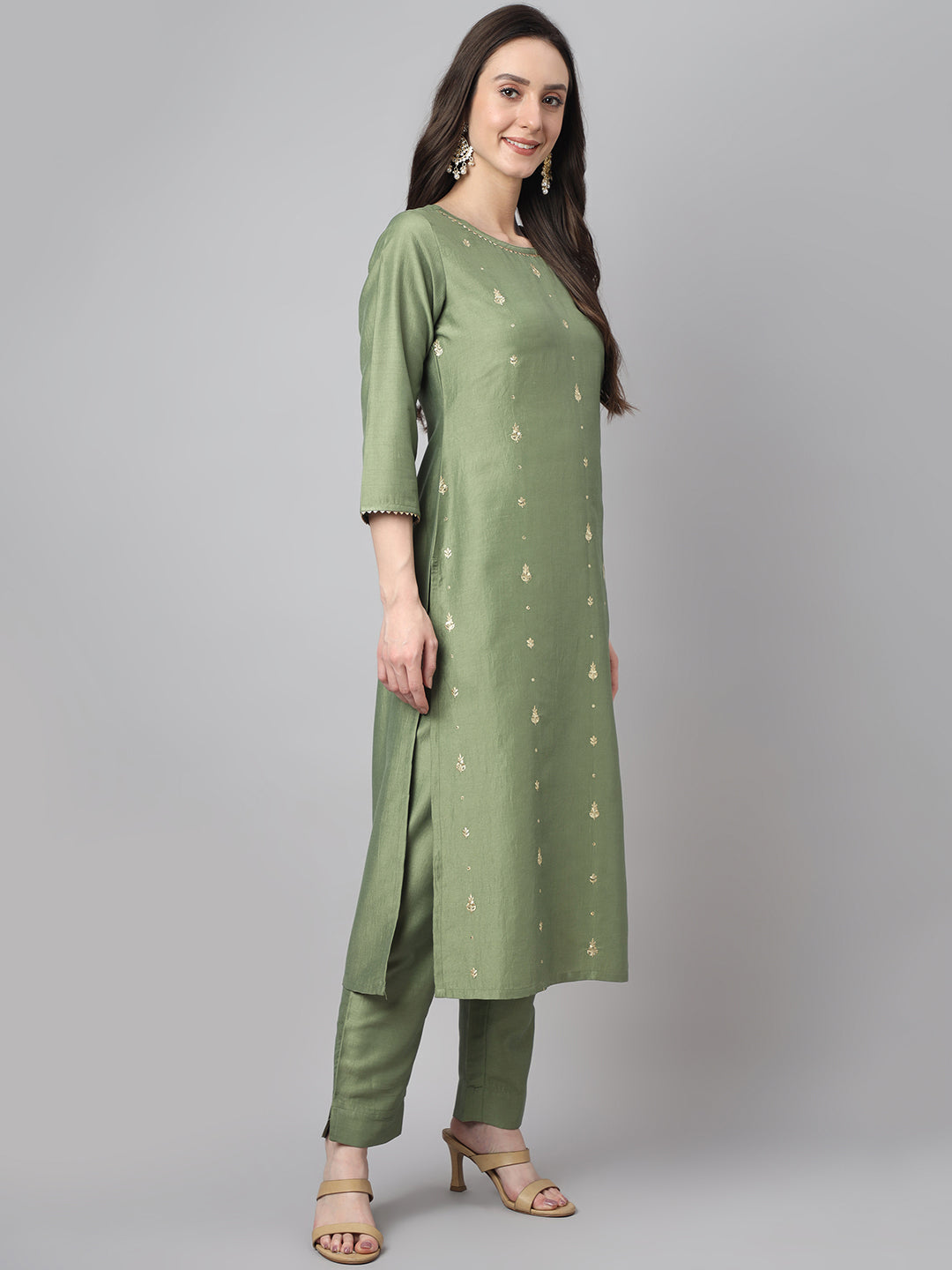 Janasya Women's Green Chinon Solid Straight Festive Kurta Set | Swadesiicart