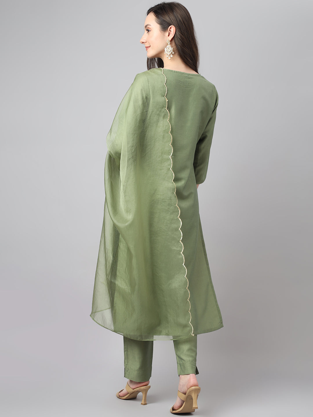 Janasya Women's Green Chinon Solid Straight Festive Kurta Set | Swadesiicart