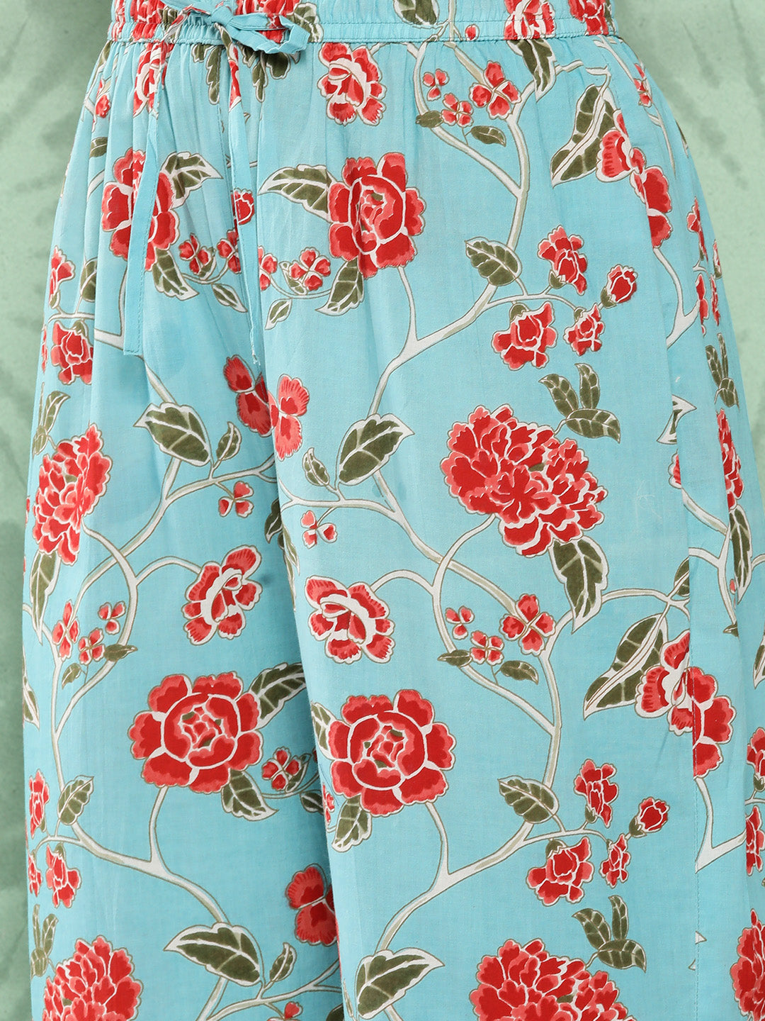 Janasya Women's Sky Blue Cotton Floral Printed Straight Casual Kurta Set | Swadesiicart
