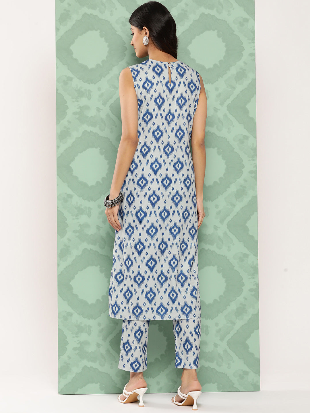 Janasya Women's Grey Crepe Digital Printed Straight Casual Kurta Set | Swadesiicart