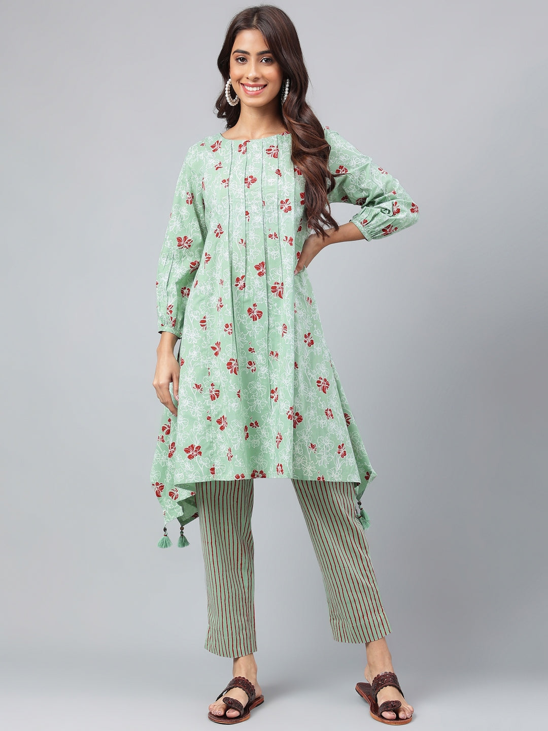 Janasya Women's Green Cotton Floral Printed Handkerchief Casual Kurta Set | Swadesiicart