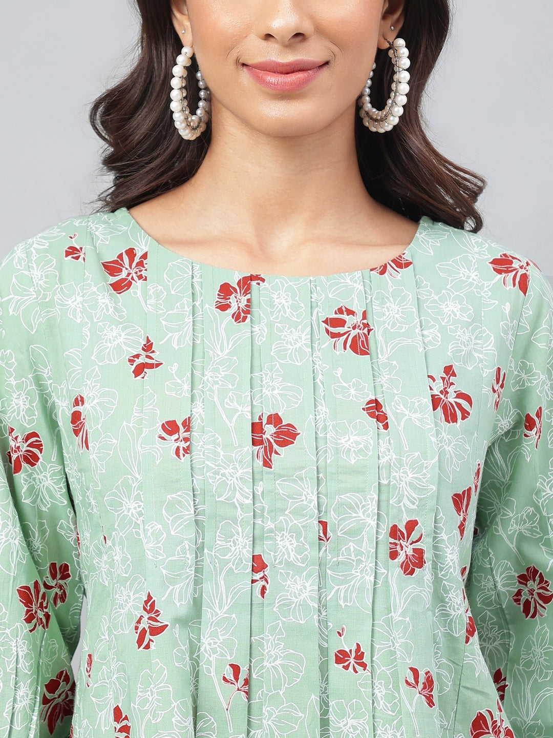 Janasya Women's Green Cotton Floral Printed Handkerchief Casual Kurta Set | Swadesiicart