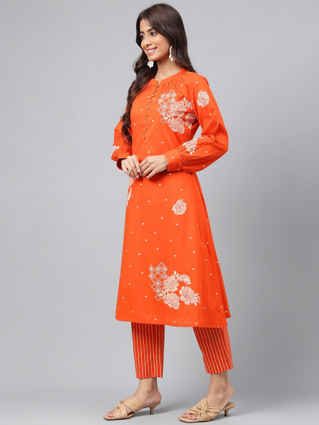 Janasya Women's Orange Cotton Floral Printed A-line Festive Kurta Set | Swadesiicart