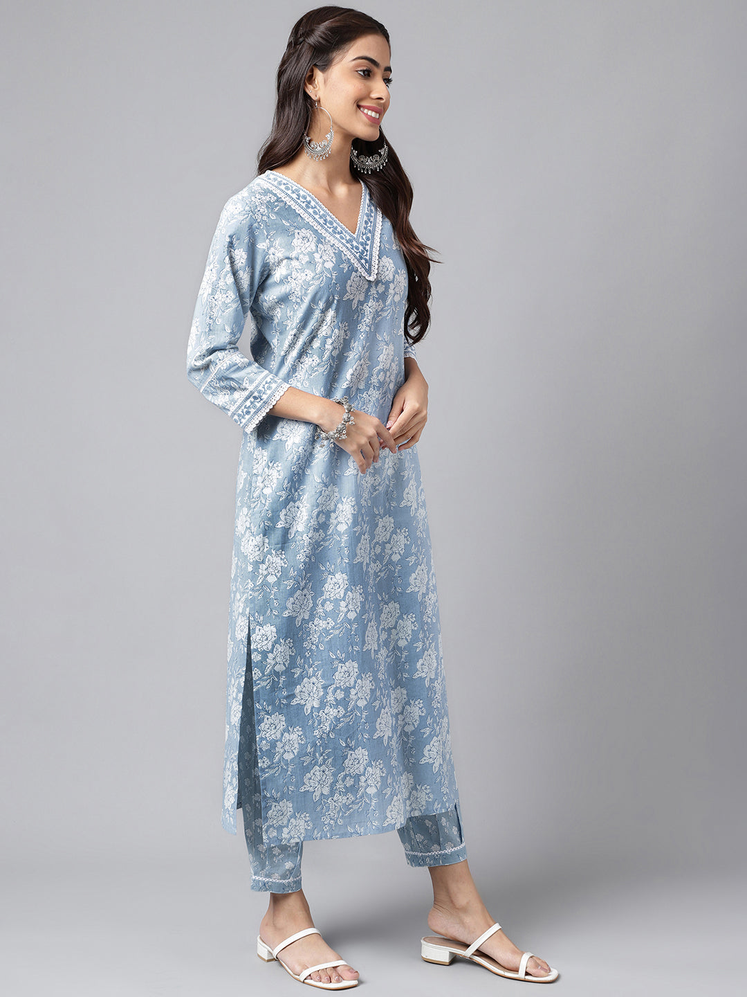 Janasya Women's Light Blue Cotton Floral Printed Straight Casual Kurta Set | Swadesiicart