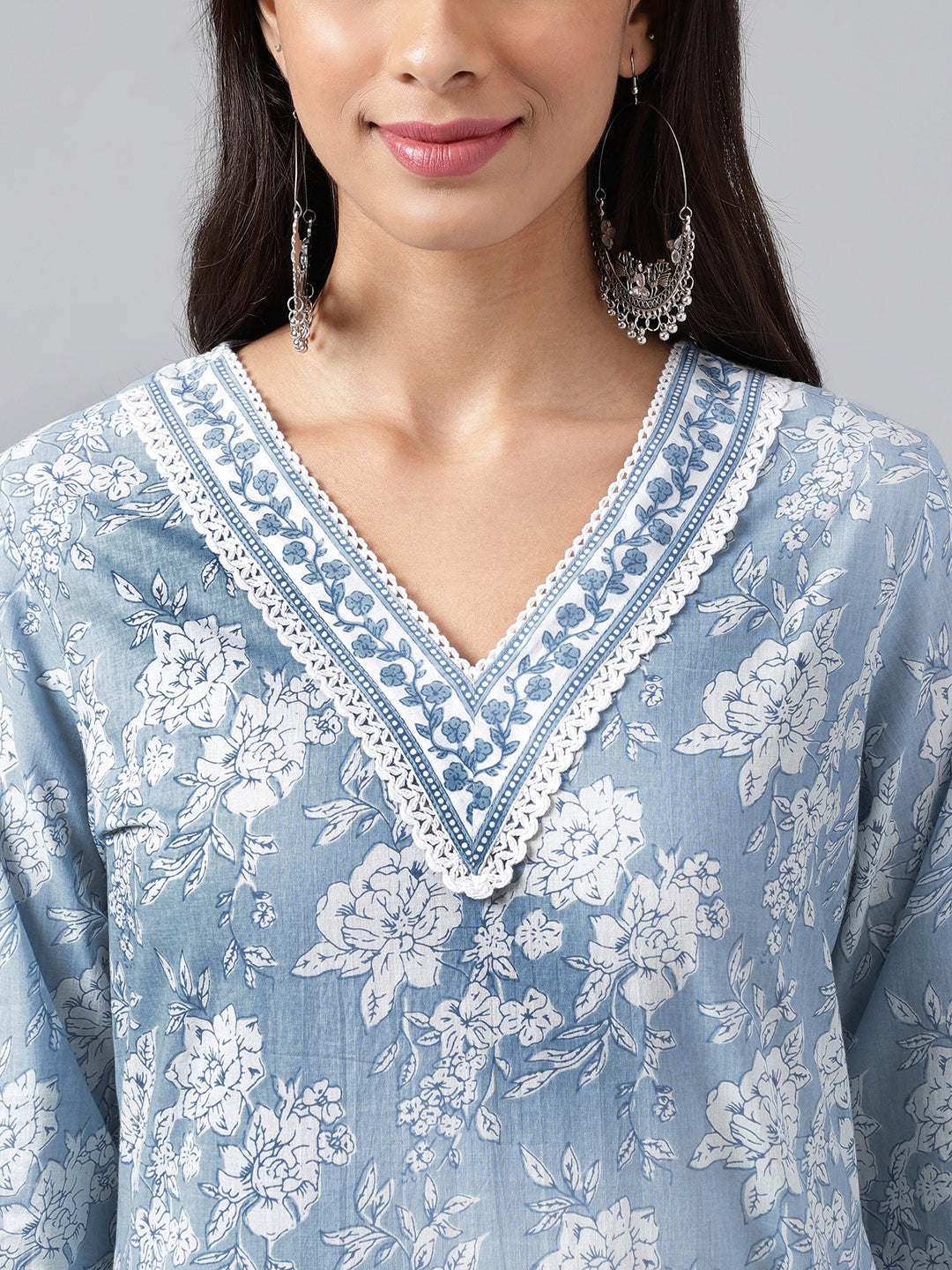 Janasya Women's Light Blue Cotton Floral Printed Straight Casual Kurta Set | Swadesiicart