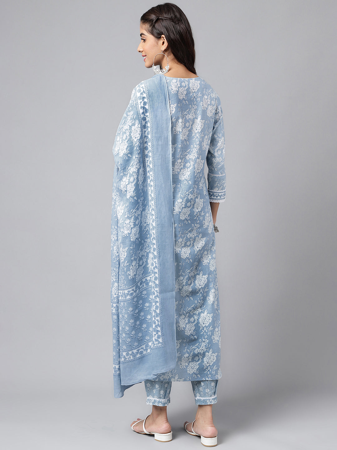Janasya Women's Light Blue Cotton Floral Printed Straight Casual Kurta Set | Swadesiicart