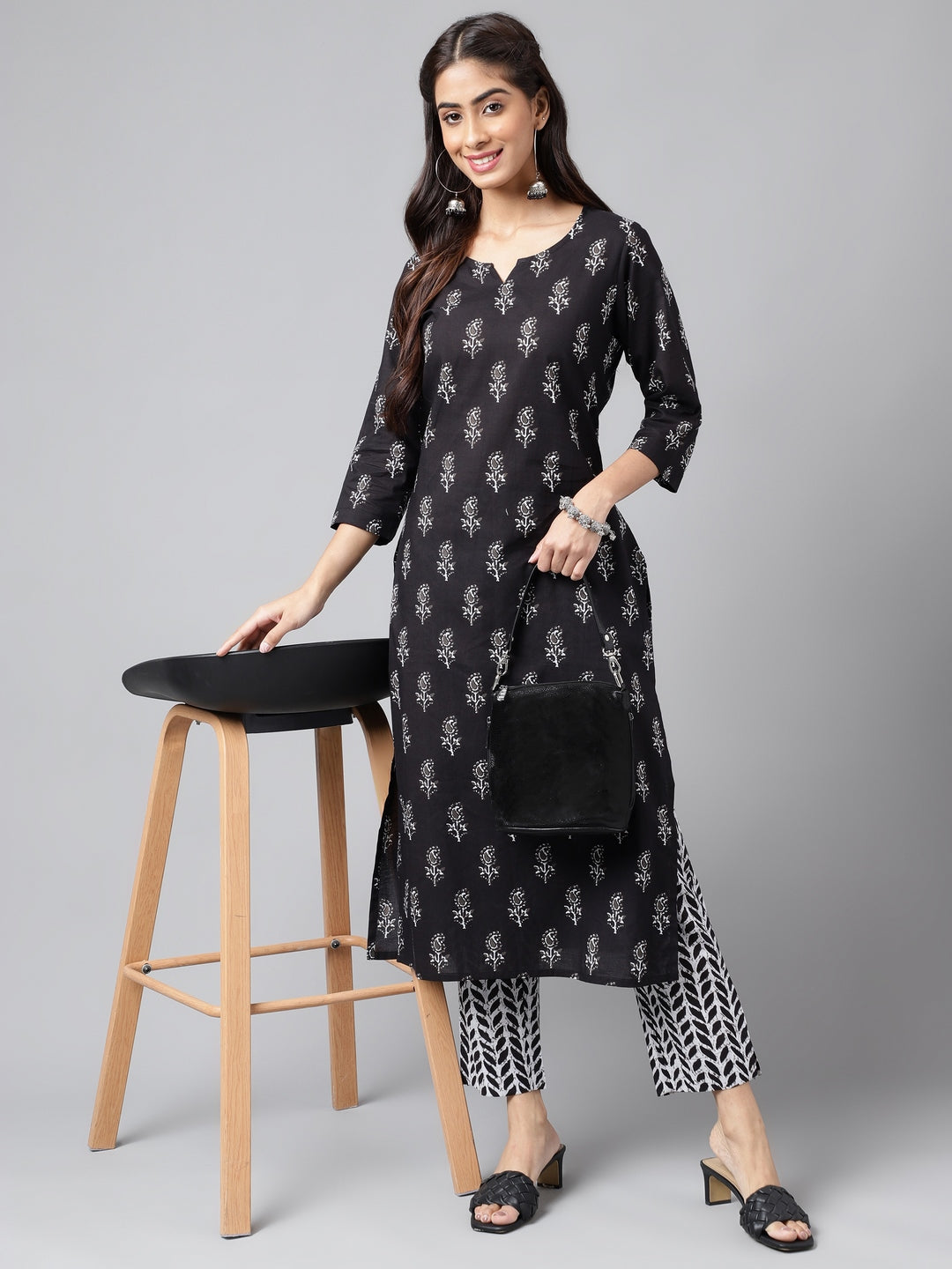 Janasya Women's Black Cotton Paisley Printed Straight Casual Kurta Set | Swadesiicart