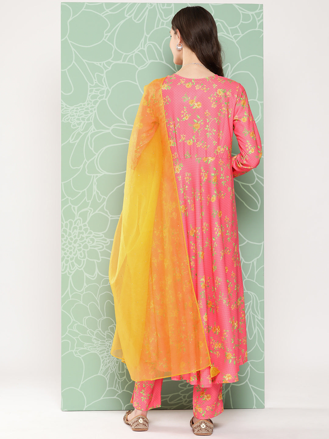Janasya Women's Pink Moss Digital Floral Printed Panelled Festive Kurta Set | Swadesiicart