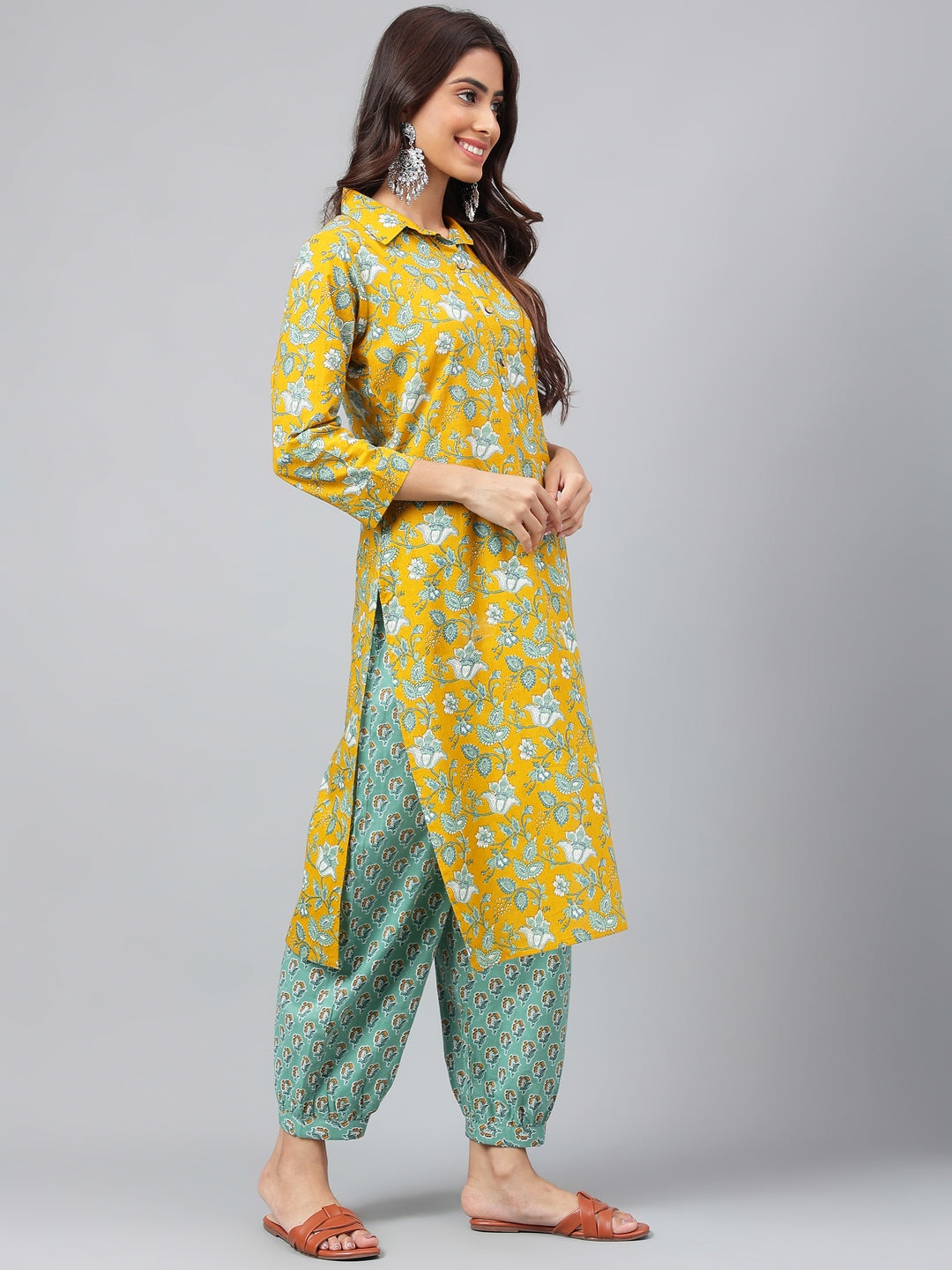 Janasya Women's Mustard Cotton Cambric Floral Printed Straight Casual Kurta Set | Swadesiicart