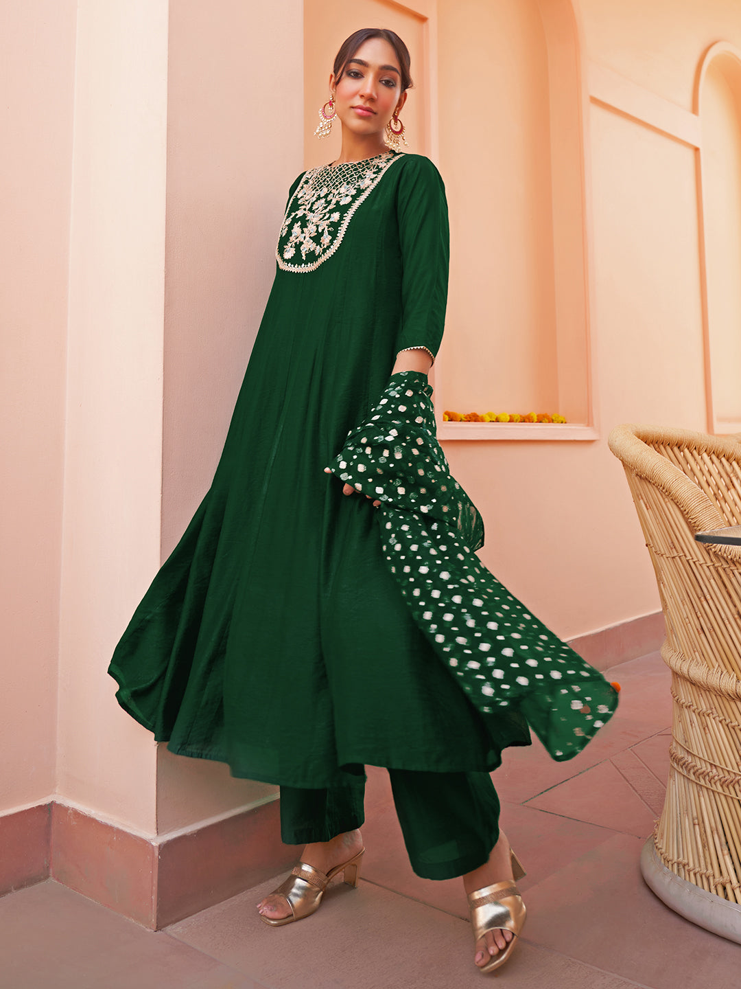 Janasya Women's Dark Green Chanderi Embellished Festive Anarkali Kurta Set | Swadesiicart