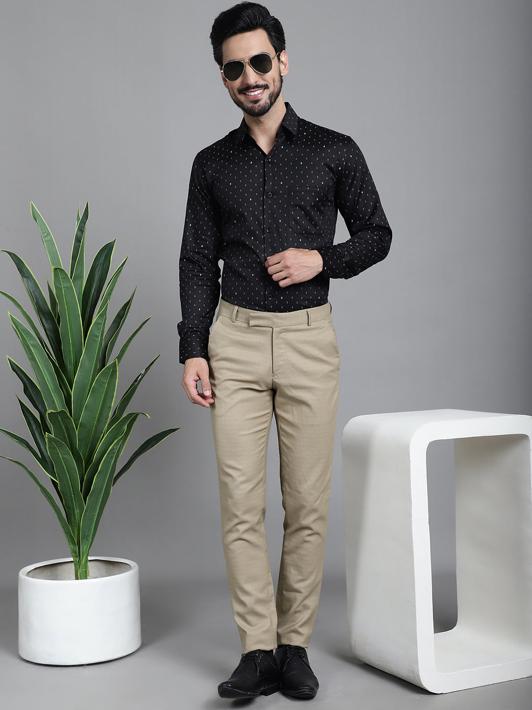 Indian Needle Men's Printed Formal Shirt - Black | Swadesiicart