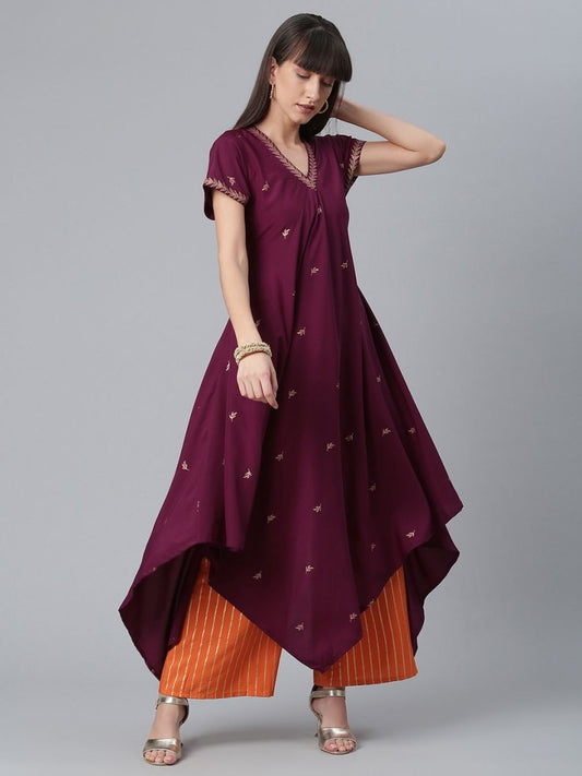 Ahalyaa Women Wine Crepe Glitter Print Kimono Style Kurta With Palazzo | Swadesiicart