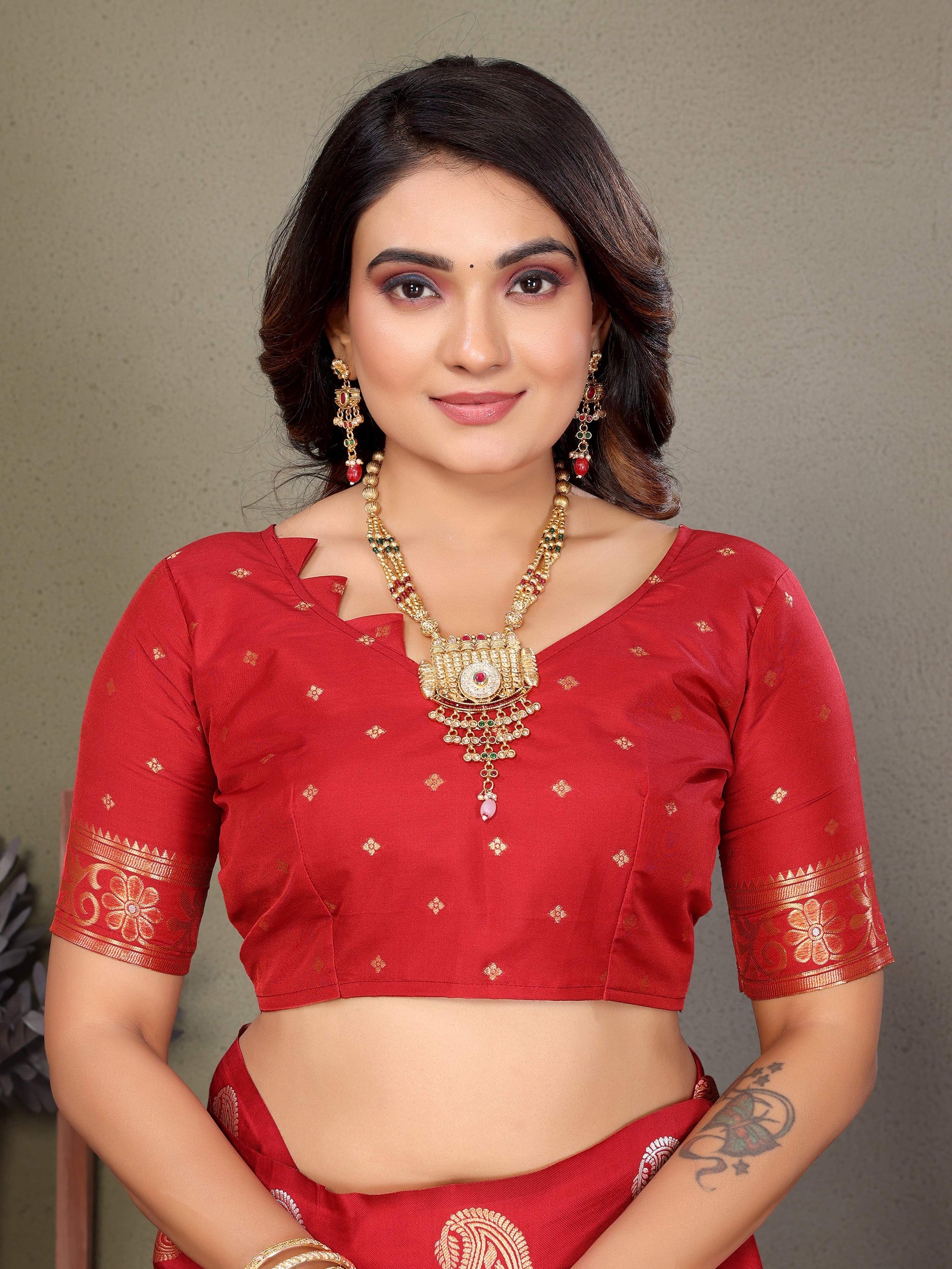 Sonakshi Women's Pink Banarasi Silk Zari Woven Traditional Saree with Blouse | Swadesiicart